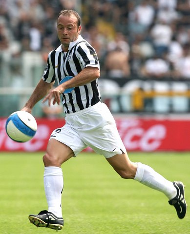  斯佩齐亚新星闪耀，阿尔贝托皮科球场创造历史