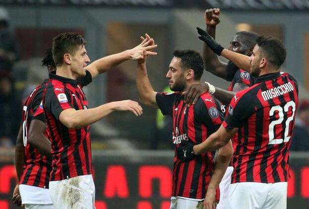  亚特兰大主场四球横扫恩波利展现强大火力  