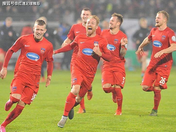  海登海姆升班马适应迅速，德甲处子赛季亮眼